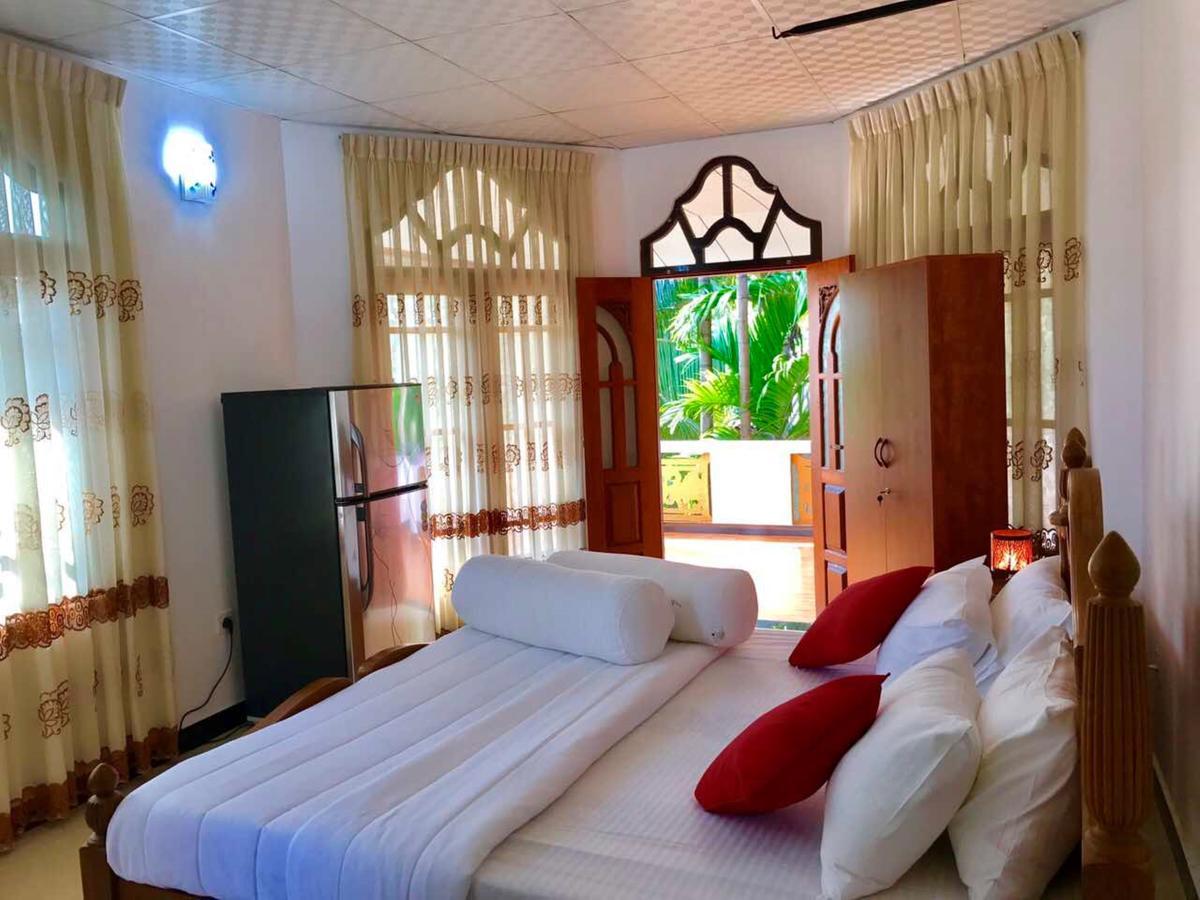 Moragalla Dilu Villa Берувала Екстериор снимка